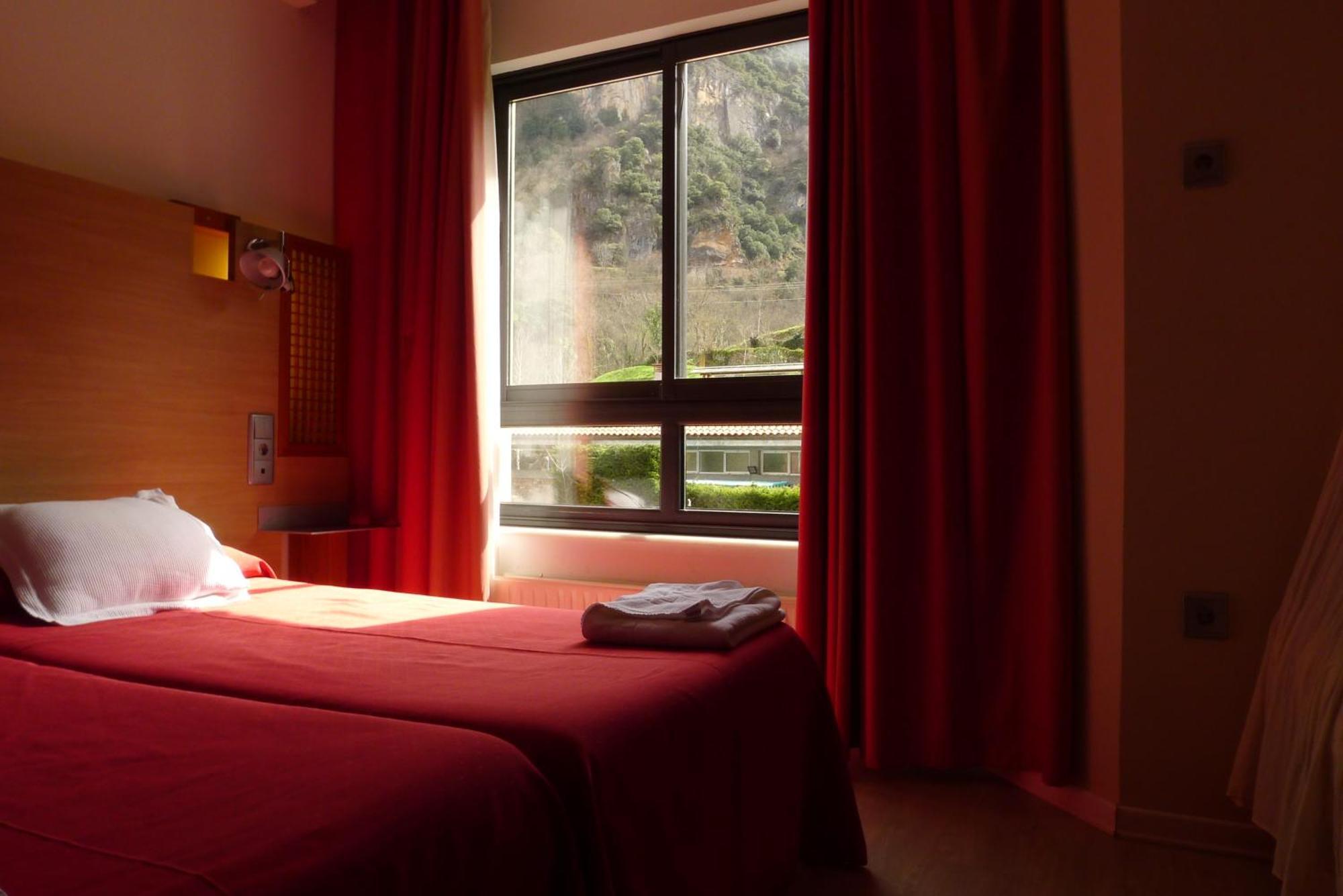 Hotel Castillo del Alba Pola de Somiedo Habitación foto